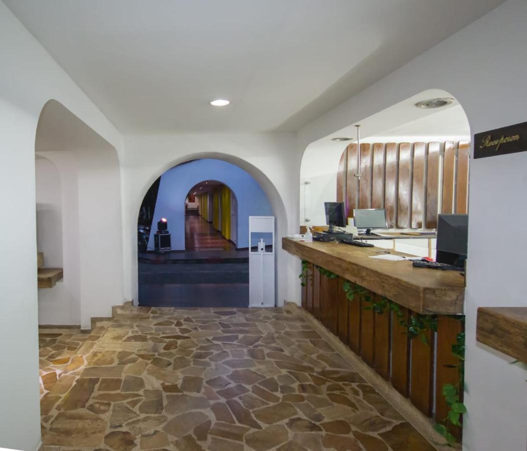 Hotel Bachue Хирардот Екстериор снимка
