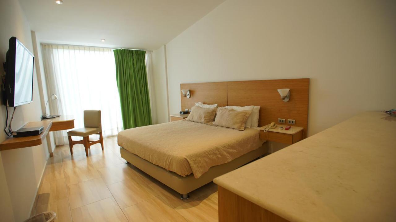 Hotel Bachue Хирардот Екстериор снимка